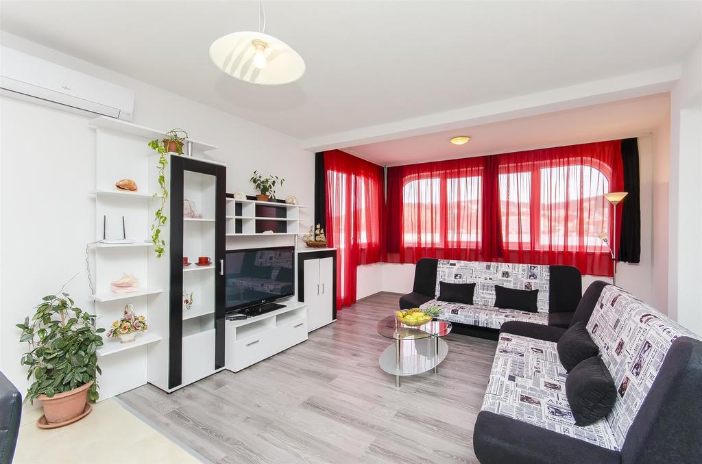 Apartments Branka Трогир Экстерьер фото
