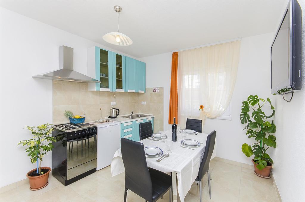 Apartments Branka Трогир Экстерьер фото