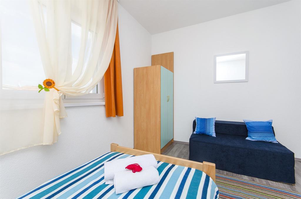 Apartments Branka Трогир Экстерьер фото