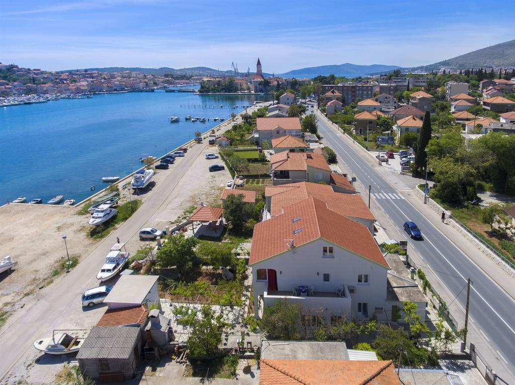 Apartments Branka Трогир Экстерьер фото