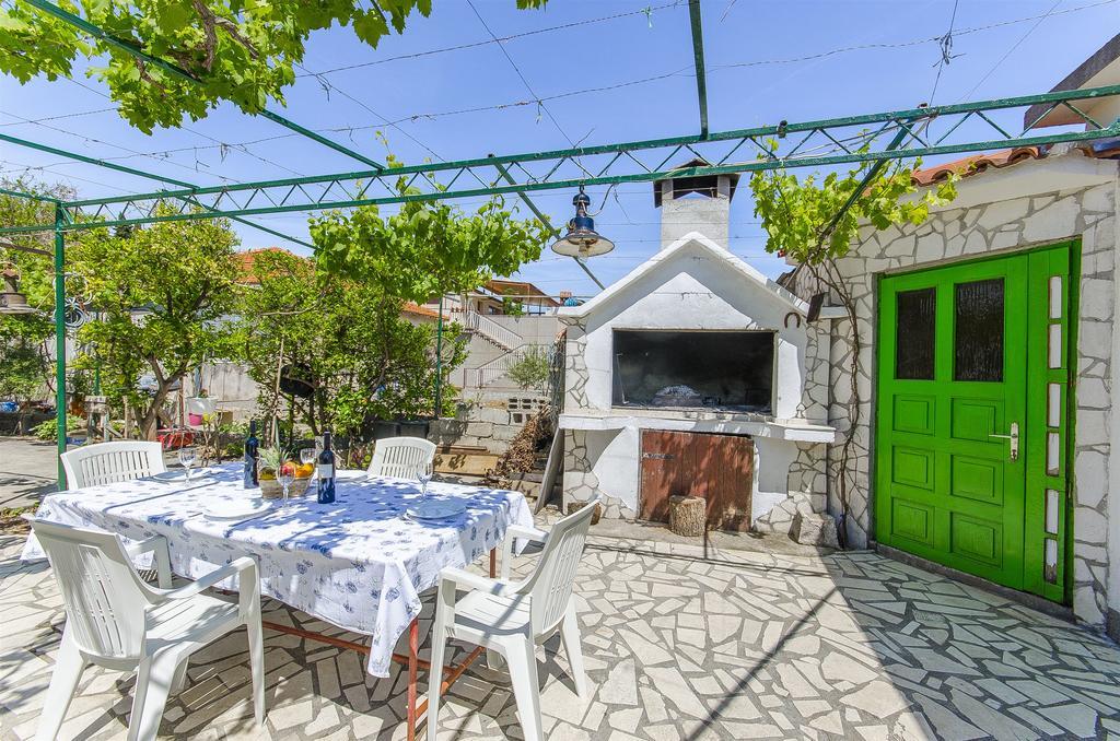Apartments Branka Трогир Экстерьер фото