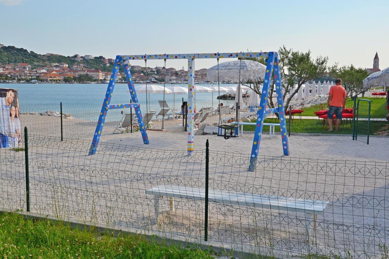 Apartments Branka Трогир Экстерьер фото